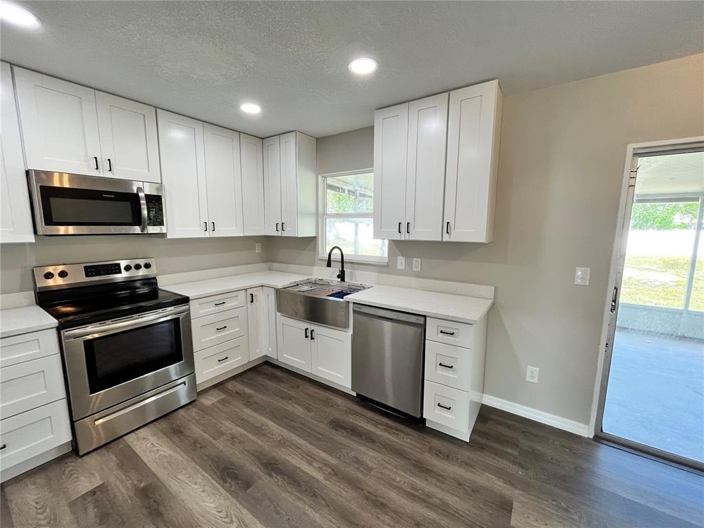 1494 Courtland Boulevard - Photo 7