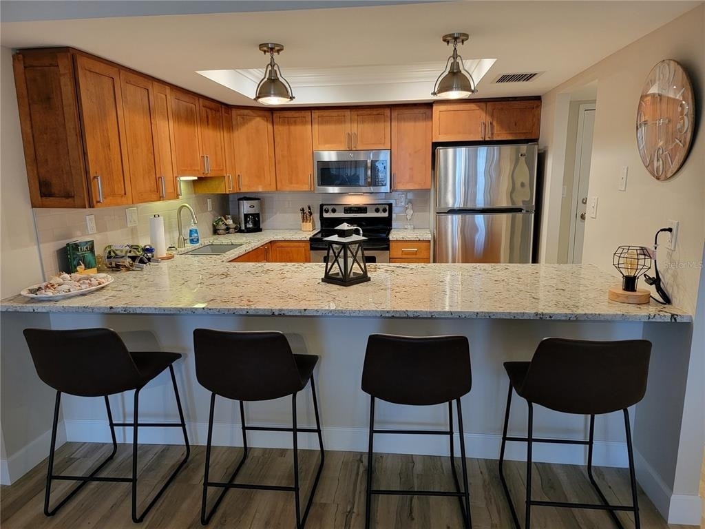 7650 Bayshore Drive - Photo 11