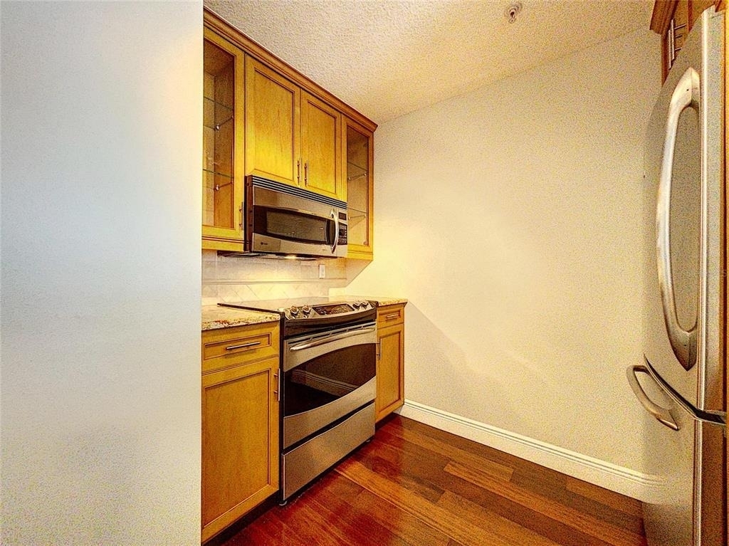 800 S Dakota Avenue - Photo 7