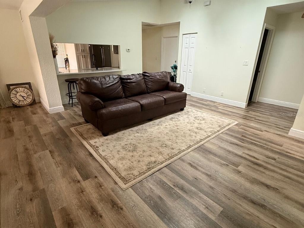 13034 Clay Avenue - Photo 3