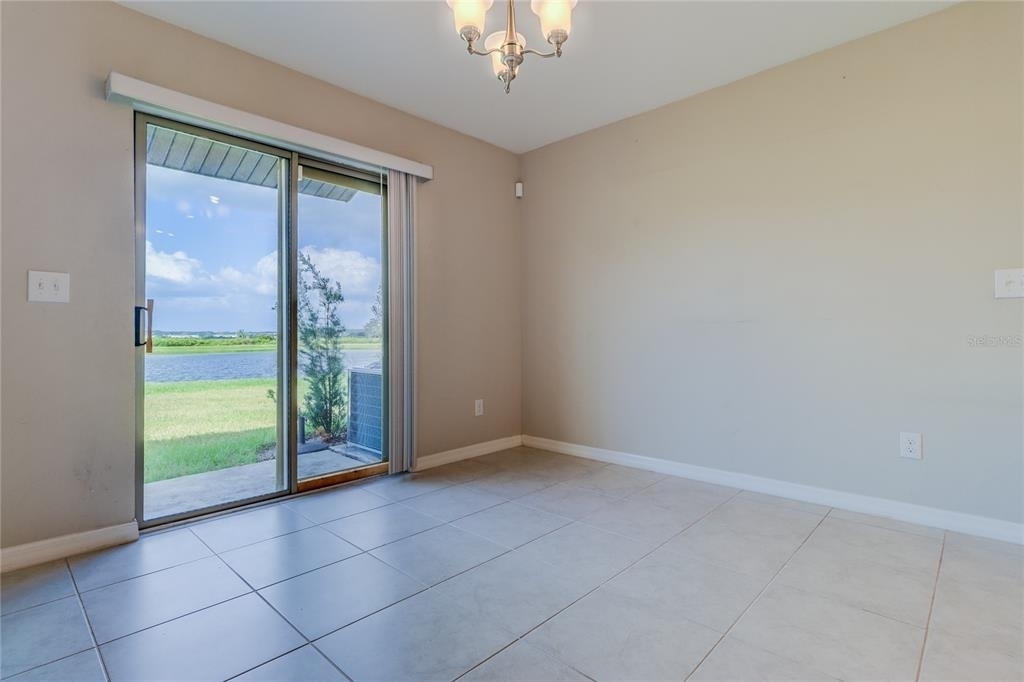 8694 Parsons Hill Boulevard - Photo 7