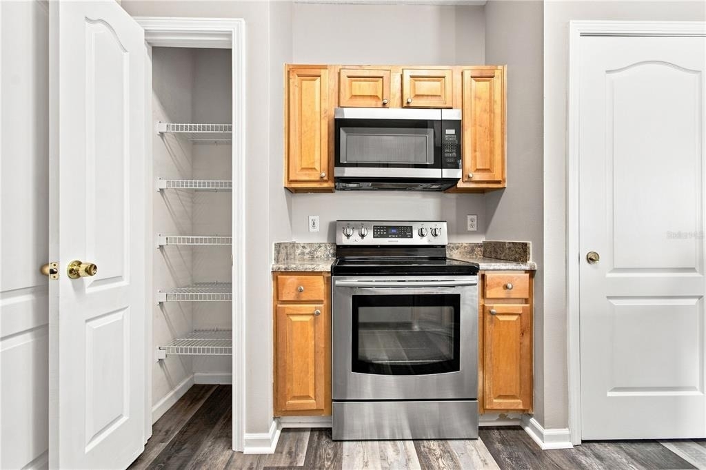 10467 Villa View Circle - Photo 5