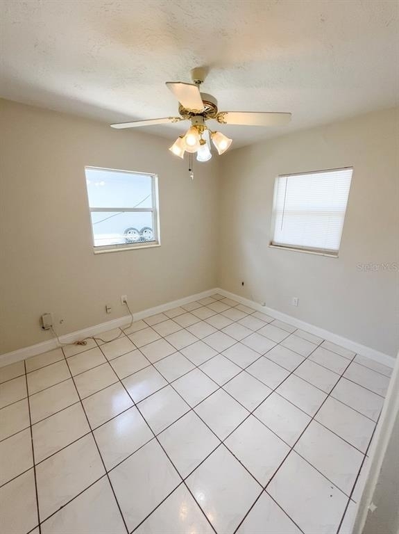 2119 W Henry Avenue - Photo 17
