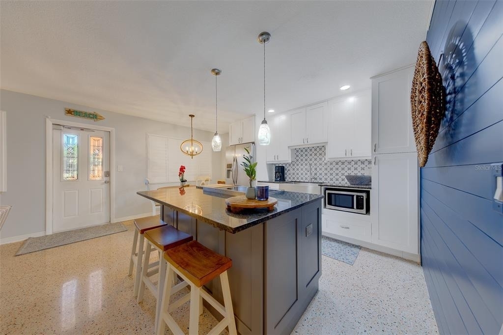 121 46th Avenue - Photo 10