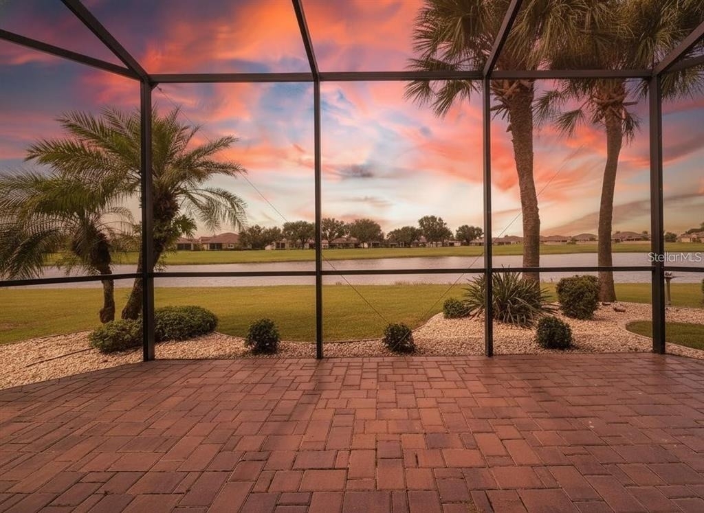 1039 Emerald Dunes Drive - Photo 3