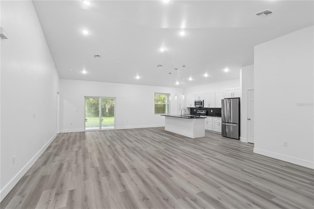 1449 Kathleen Road - Photo 2