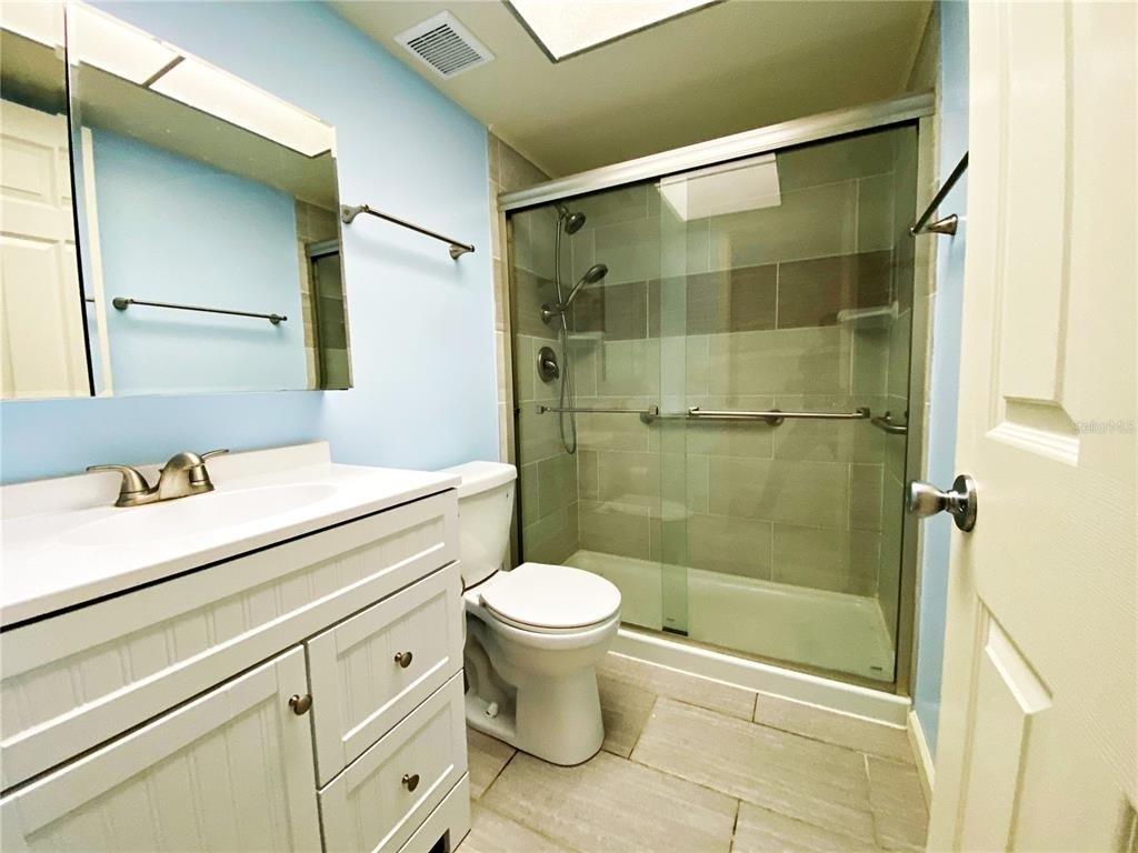 2003 Greenbriar Boulevard - Photo 6