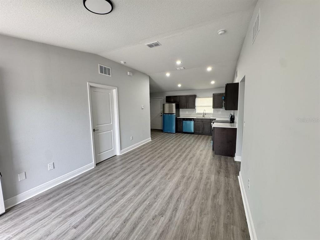 399 Quentin Avenue Nw - Photo 1