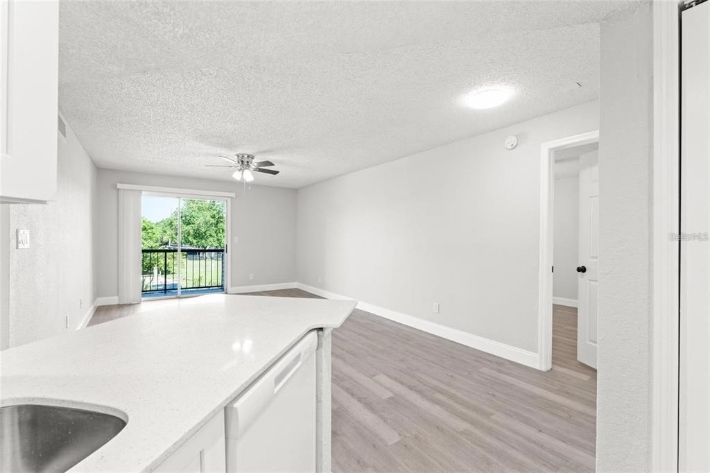 1932 Lake Atriums Circle - Photo 6