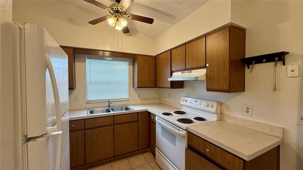 124 E 17th Street - Photo 1