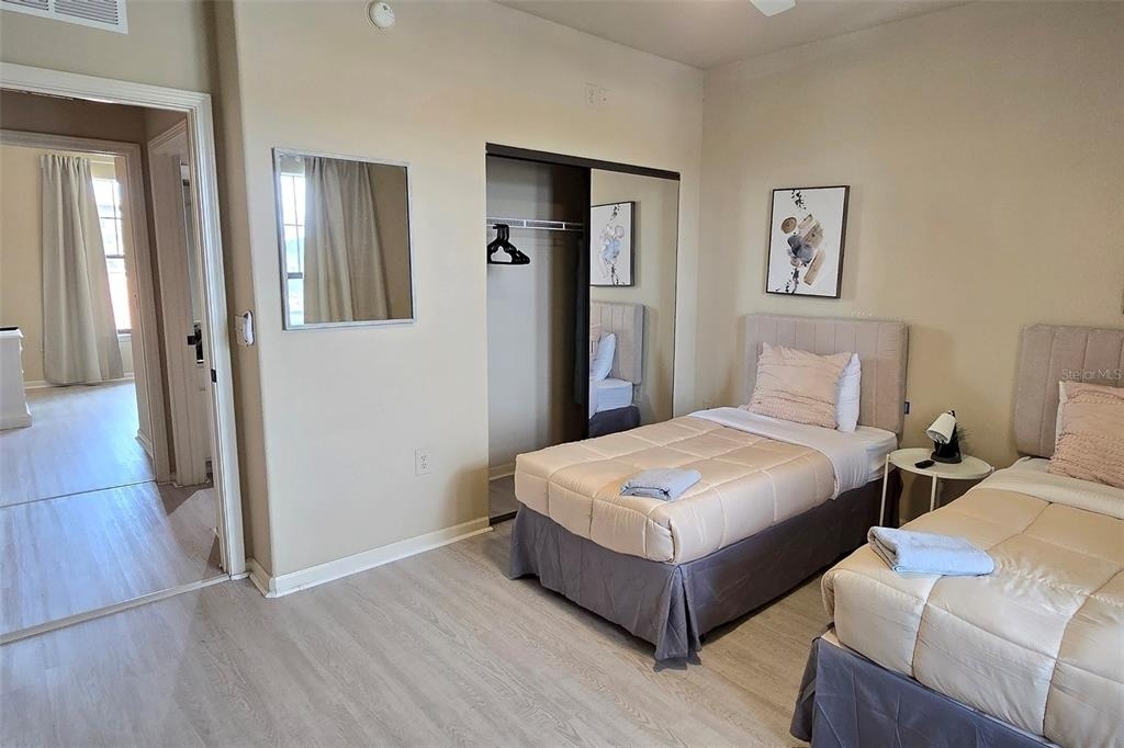 912 Charo Parkway - Photo 21