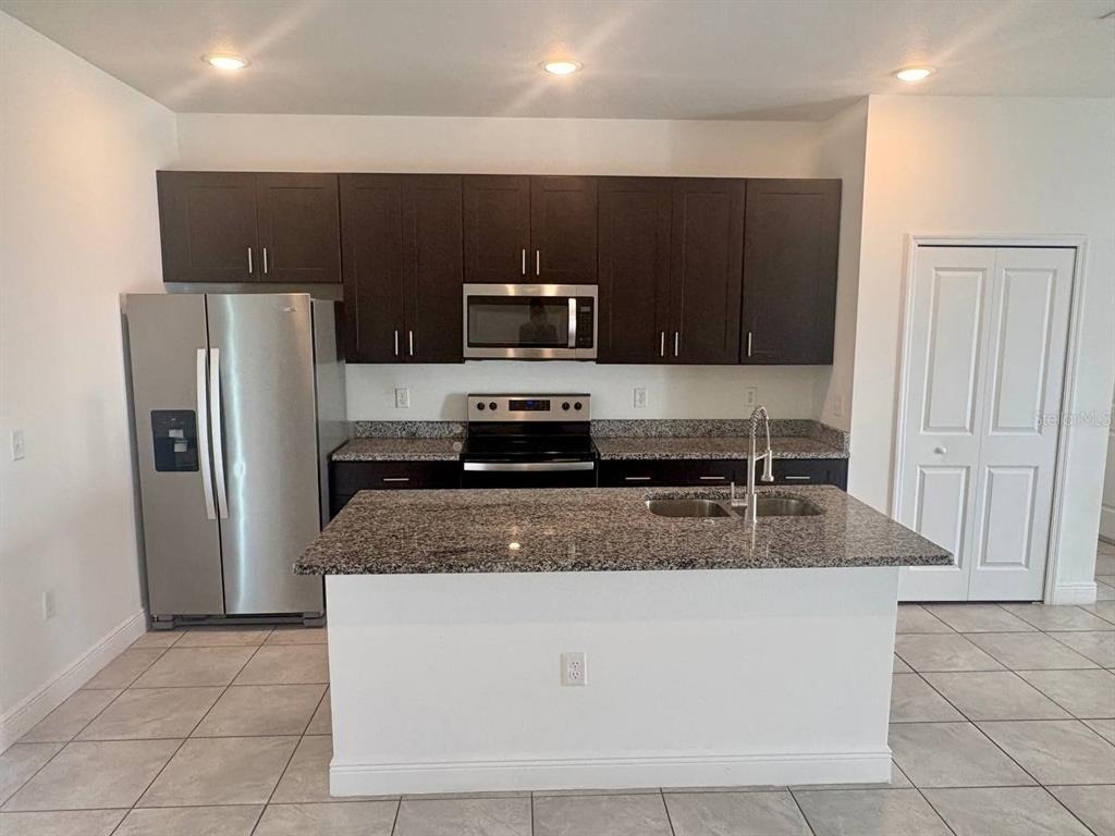 176 Marion Oaks Trail - Photo 2