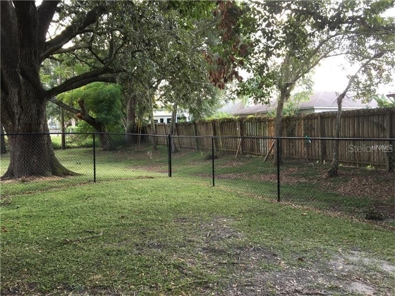 508 Varsity Street - Photo 9