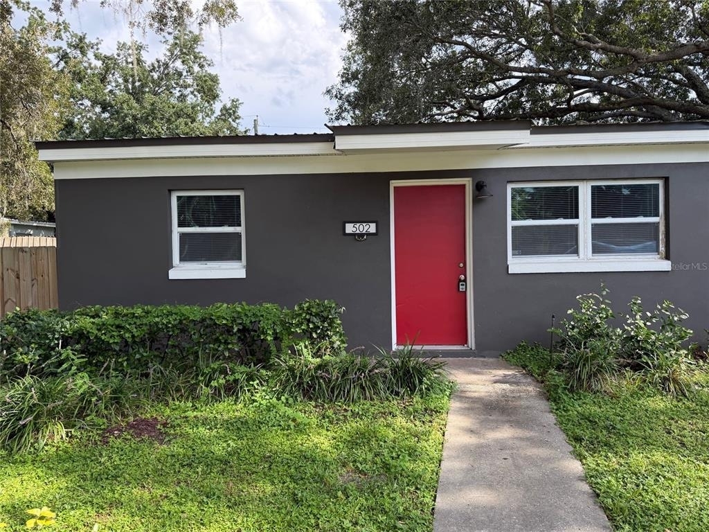 502 Varsity Street - Photo 0