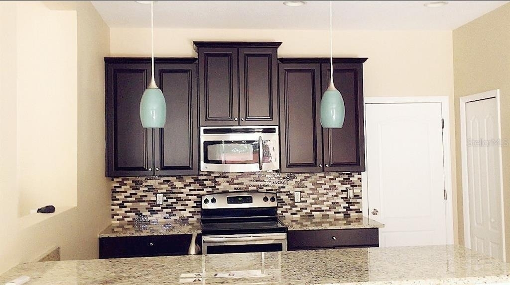1652 Plumeria Place - Photo 5