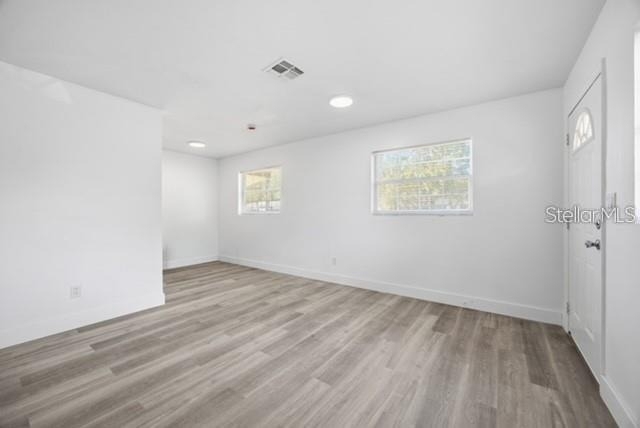 1105 Lincoln Terrace - Photo 4