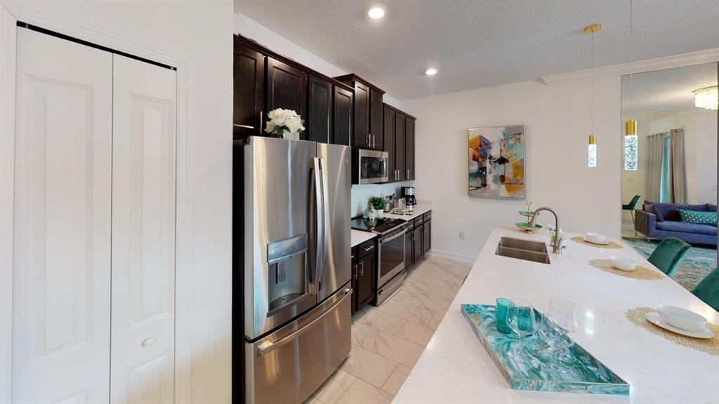 972 Leader Street - Photo 7
