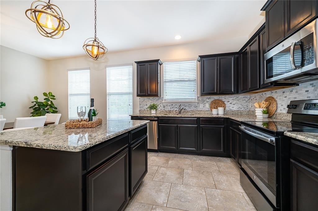 10061 Town Lake Drive - Photo 18