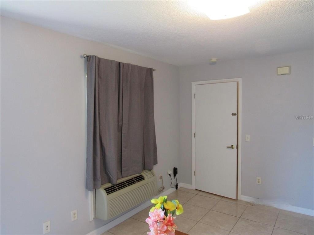 934 Caribbean Drive - Photo 4