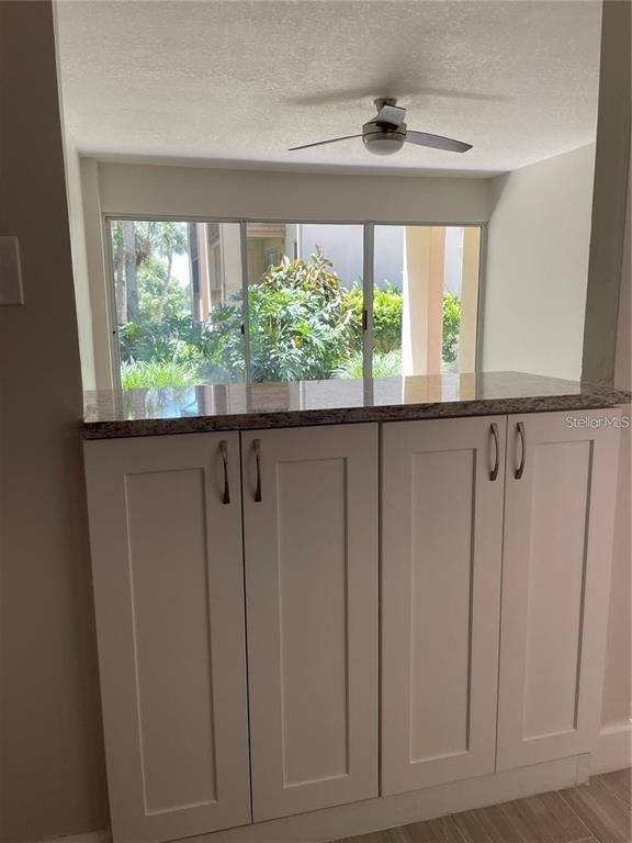 586 Orange Drive - Photo 7