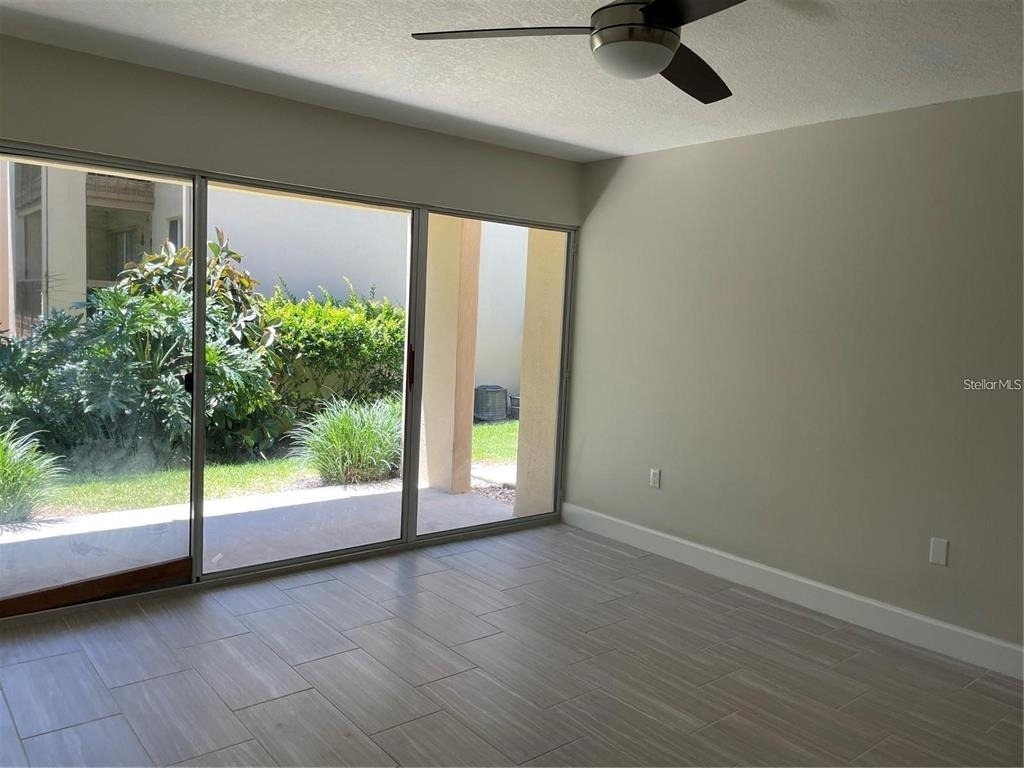 586 Orange Drive - Photo 2