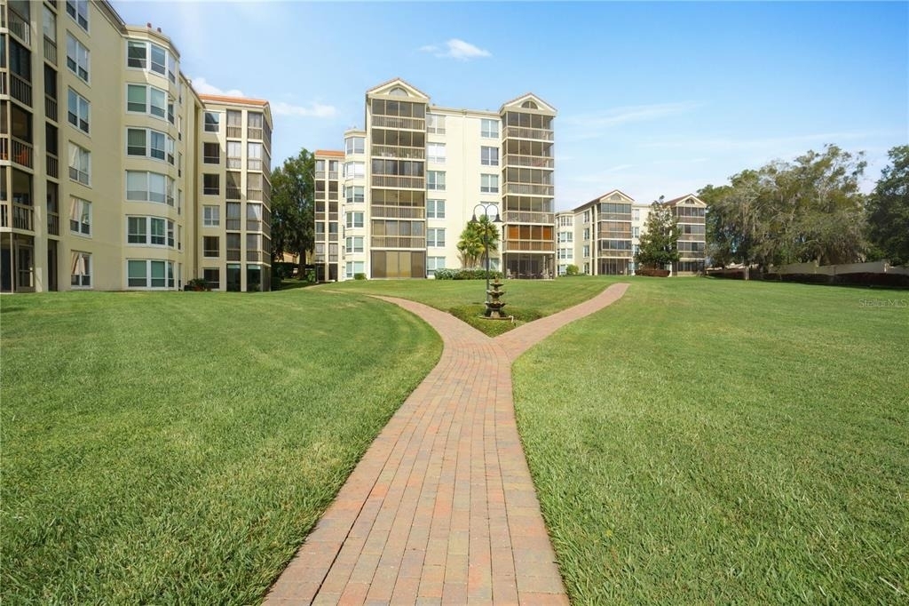 204 Quayside Circle - Photo 0