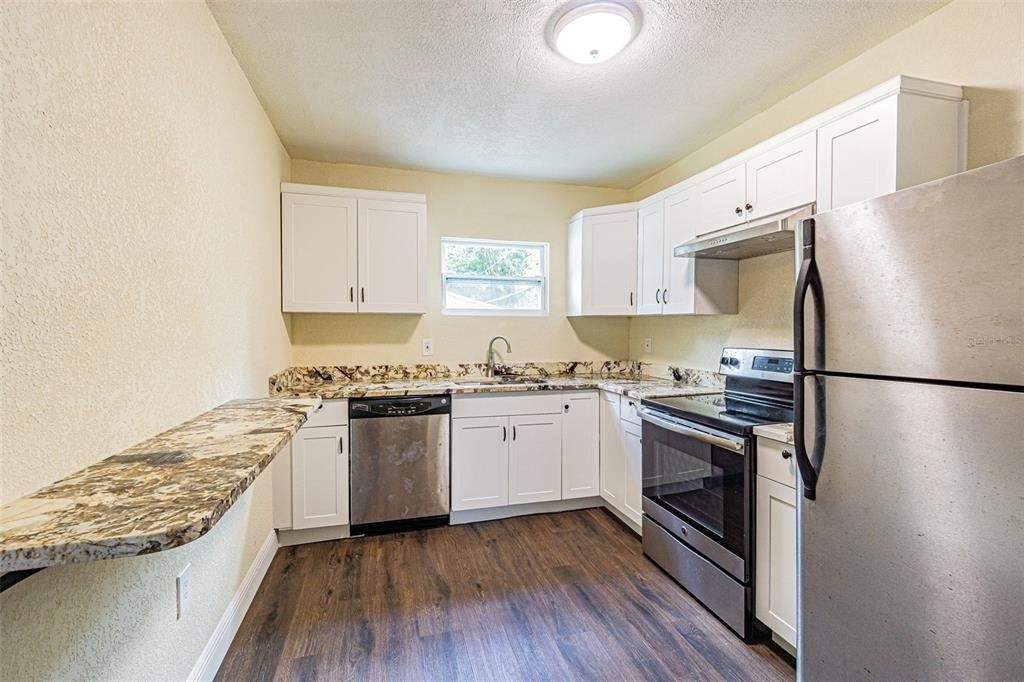 505 E Virginia Avenue - Photo 5