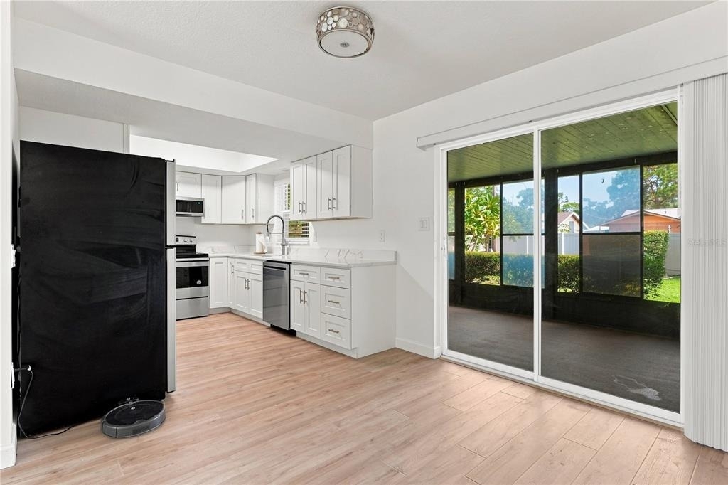 2855 Dueby Street - Photo 8