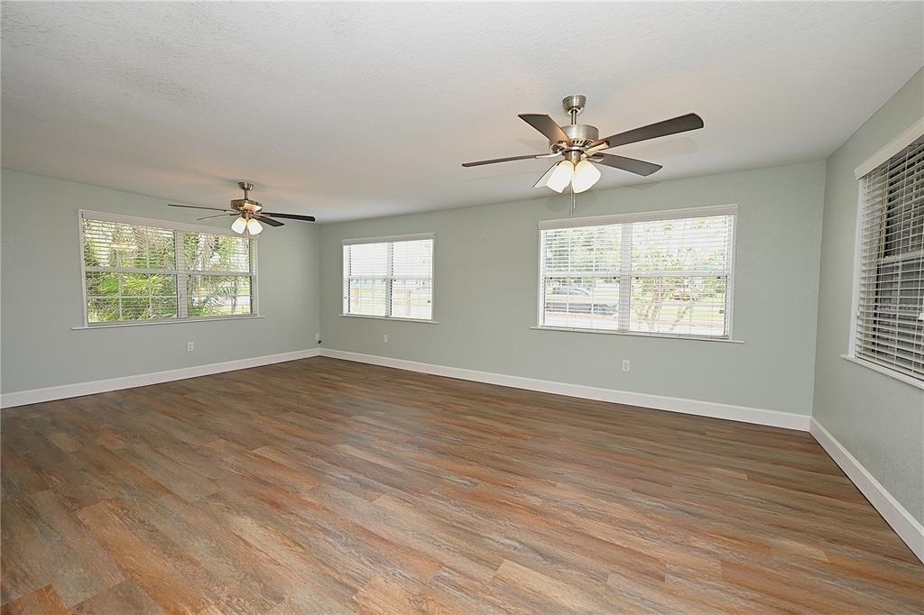 3958 2nd Street Nw - Photo 8