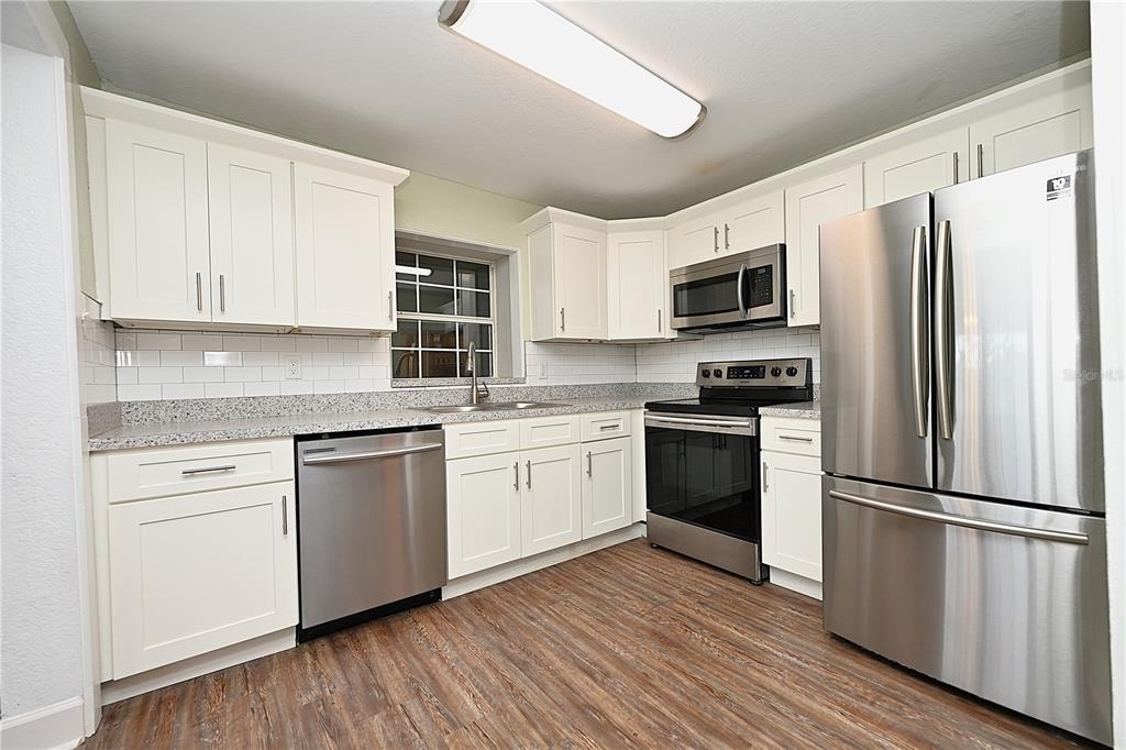 3958 2nd Street Nw - Photo 3