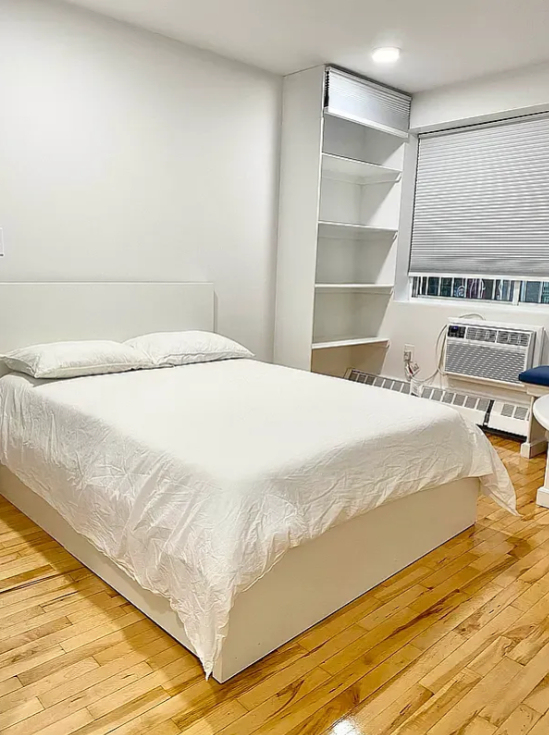 319 East 8th Street - Photo 1