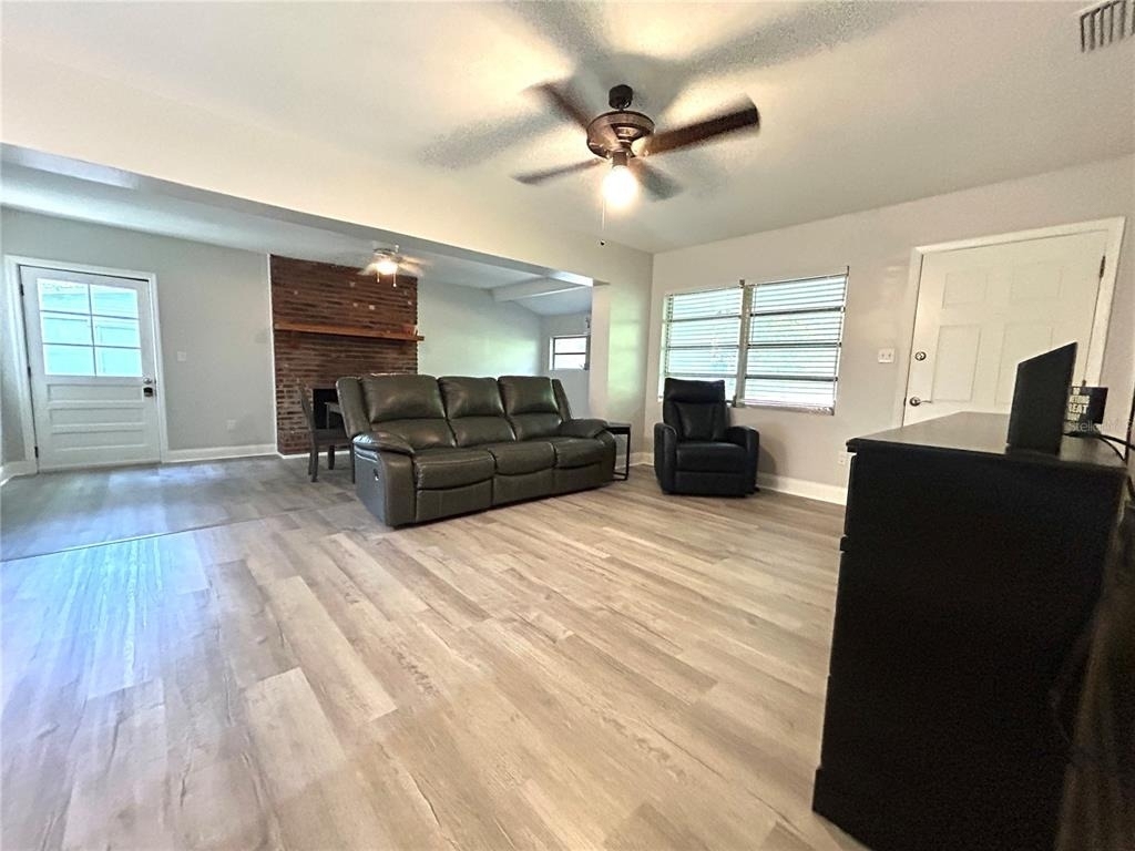 3919 Sw 21st Street - Photo 1