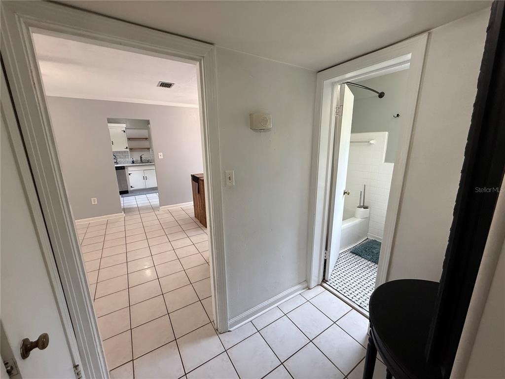313 Nw 34th Drive - Photo 9