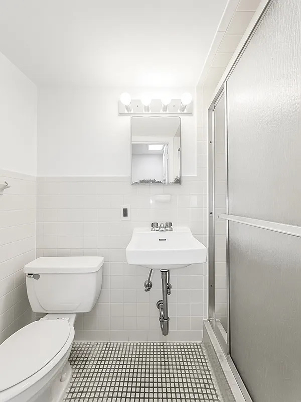 82nd Street/Broadway - Photo 6