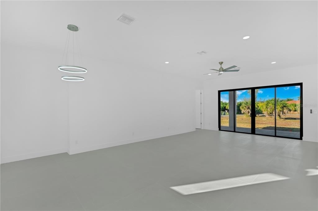10065 Memphis Street - Photo 13