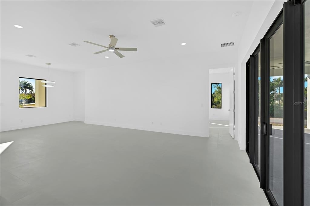 10065 Memphis Street - Photo 35