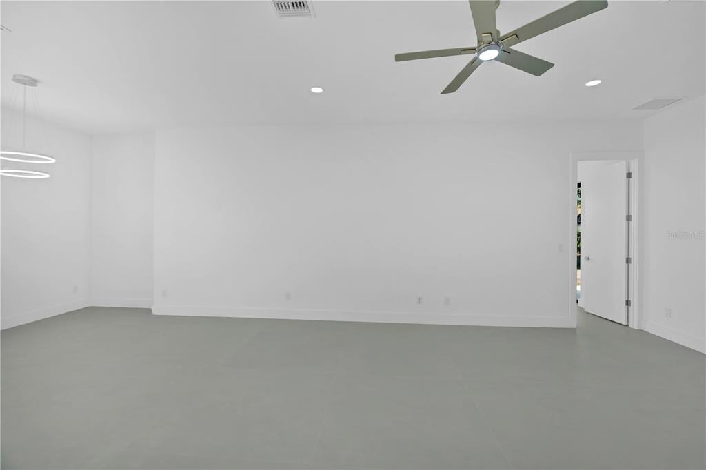 10065 Memphis Street - Photo 14