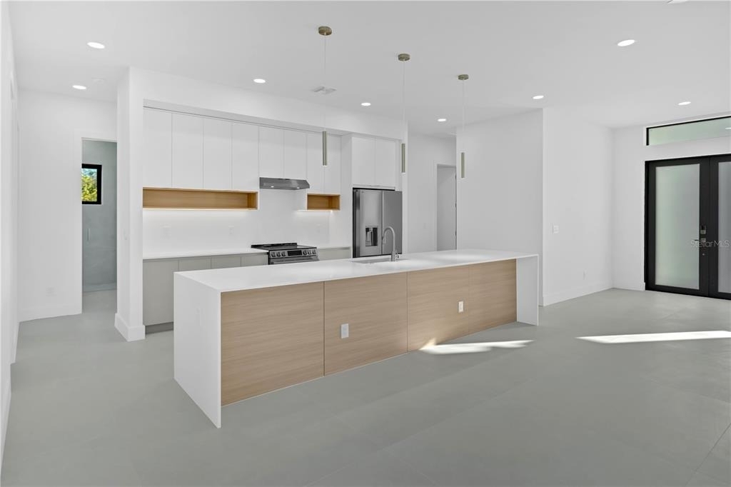 10065 Memphis Street - Photo 3