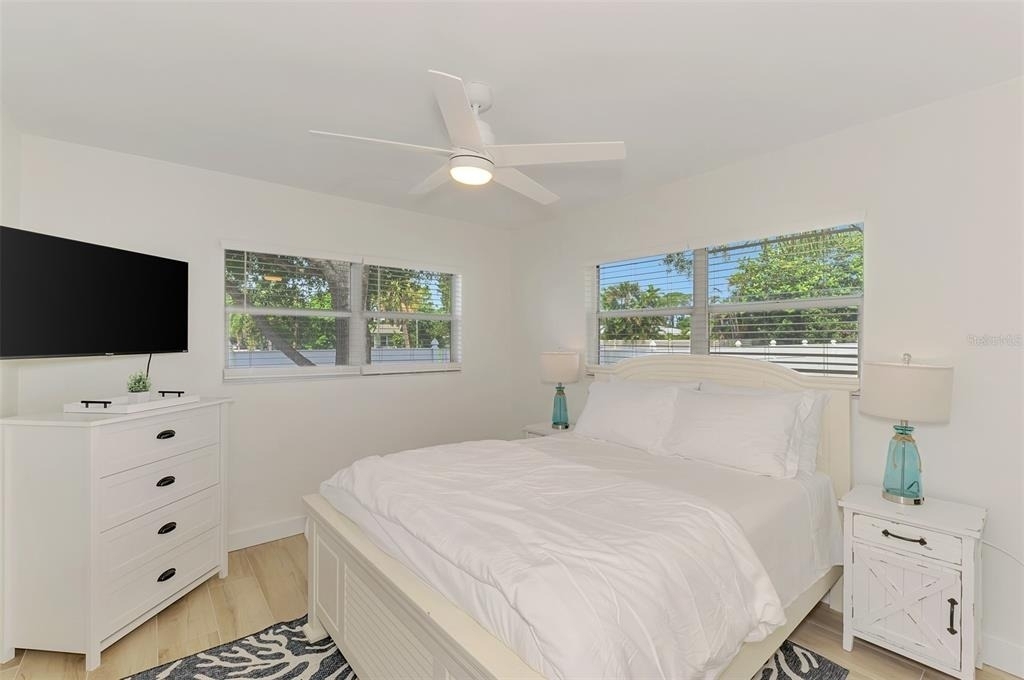 1731 Redwood Street - Photo 31