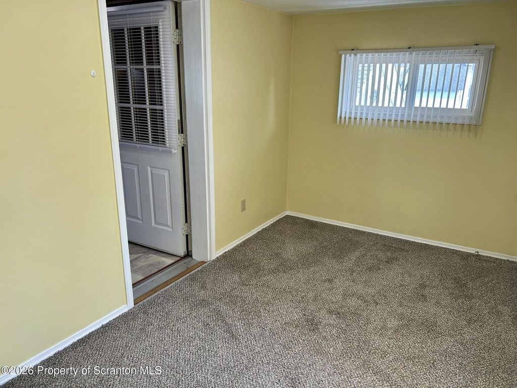 628 Oak Street - Photo 17