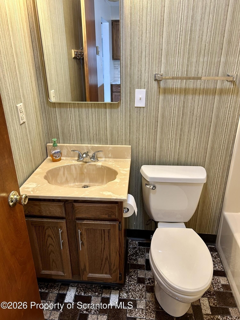 628 Oak Street - Photo 10