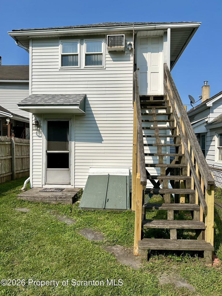 628 Oak Street - Photo 19