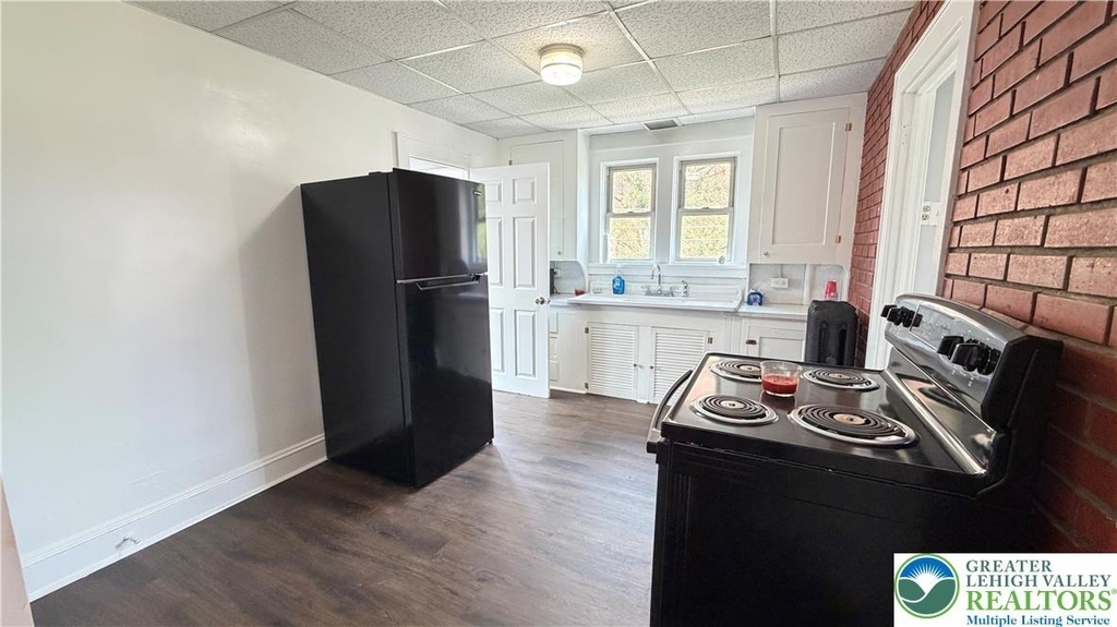156 Hanover - Photo 10