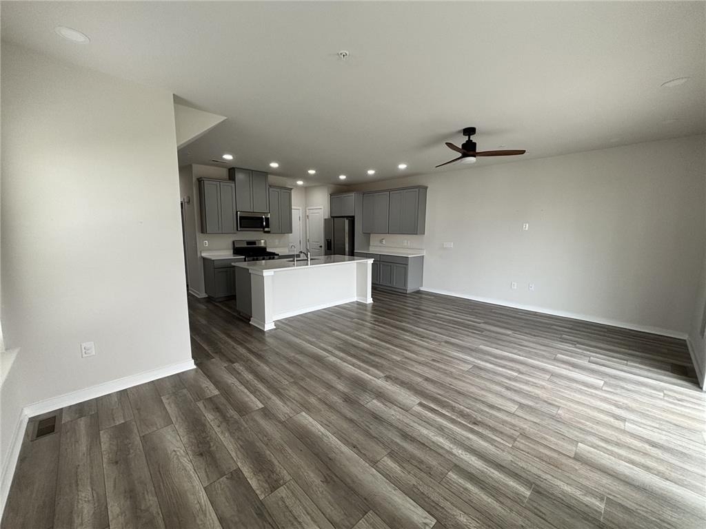 7569 Clayton Avenue - Photo 3