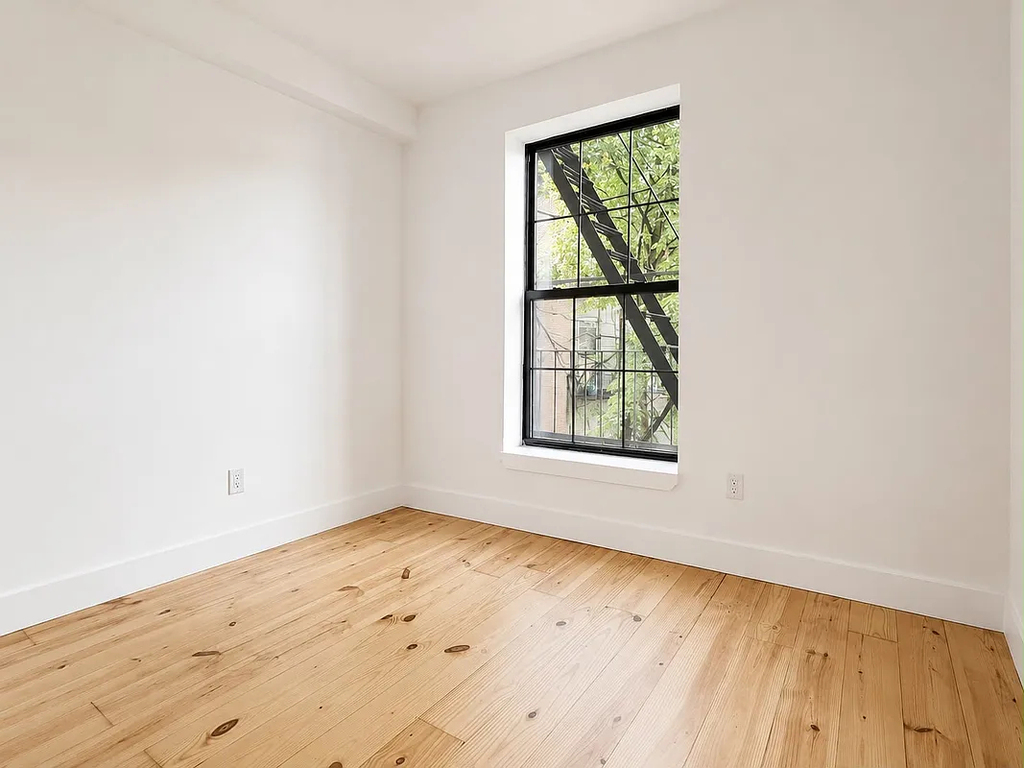 729 Meeker Avenue - Photo 5