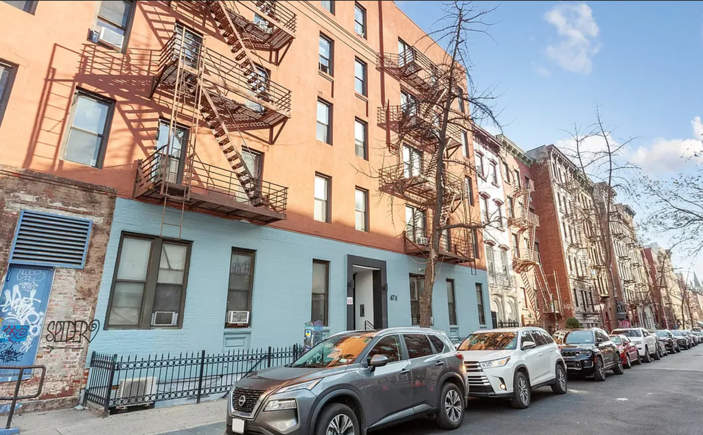 47 East 7th Street - Photo 5