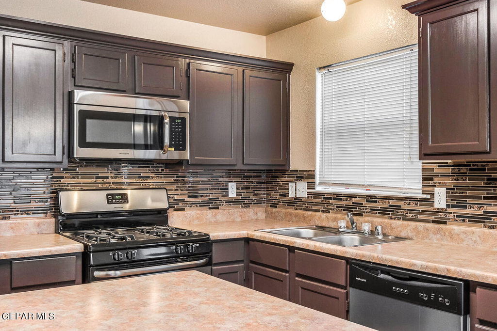10932 Duster Drive - Photo 9