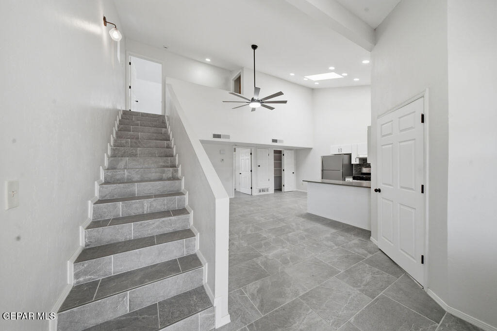 821 Los Lagos Way - Photo 2