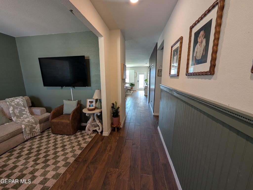 10601 Hidden Crown Place - Photo 7