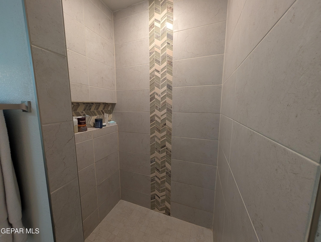 10601 Hidden Crown Place - Photo 17